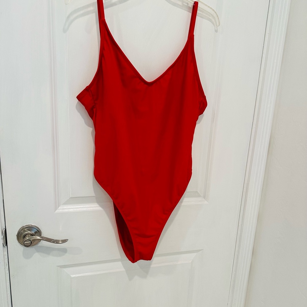 Wild Fable Vibrant Red One Piece Open Back Swimsuit Size Large